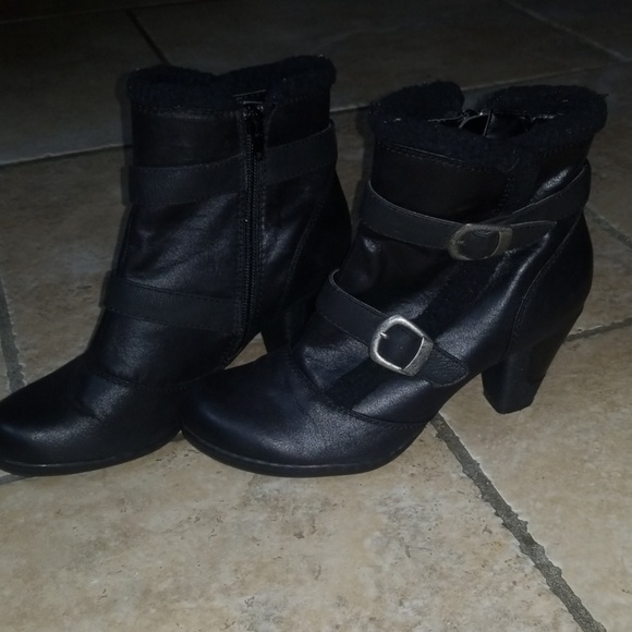 BareTraps Shoes - Bare Trap boots BareTraps Shoes - Bare Trap boots